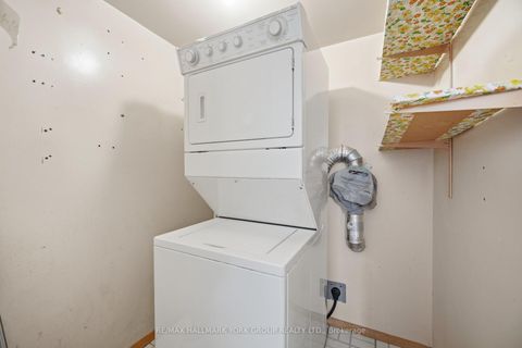 Photo 19 at 112 - 50 Baif Boulevard, North Richvale, Richmond Hill