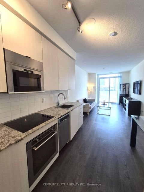 Photo 3 at 512 - 101 Erskine Avenue, Mount Pleasant West, Toronto