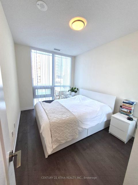 Photo 5 at 512 - 101 Erskine Avenue, Mount Pleasant West, Toronto