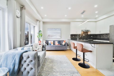 Photo 7 at 56 Snelgrove Crescent, West Bayfield, Barrie