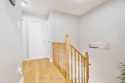 Photo 9 at 56 Snelgrove Crescent, West Bayfield, Barrie