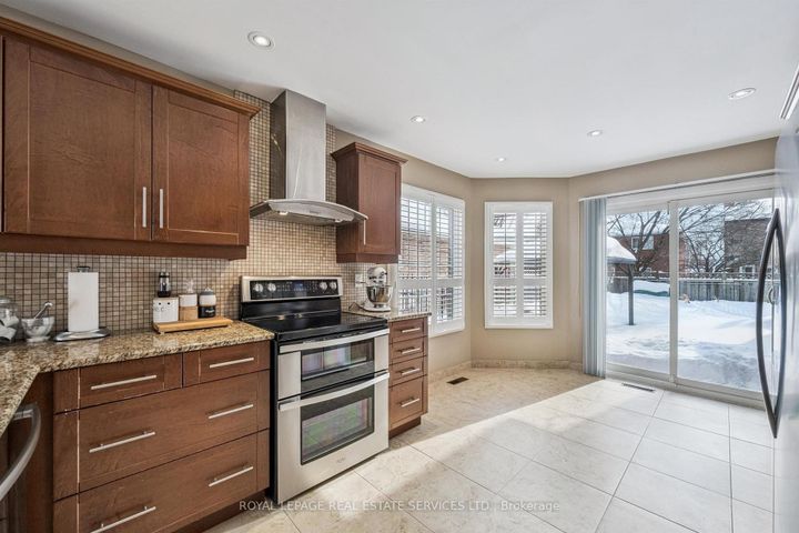 Photo 11 at 236 O'Donoghue Avenue, RO River Oaks, Oakville