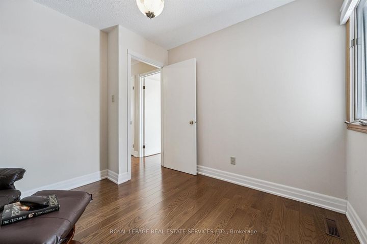 Photo 25 at 236 O'Donoghue Avenue, RO River Oaks, Oakville