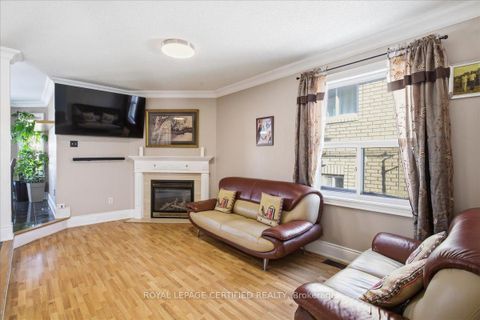 Photo 19 at 154 Country Lane, Painswick South, Barrie