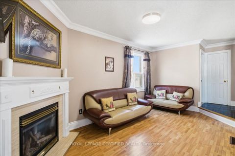 Photo 21 at 154 Country Lane, Painswick South, Barrie