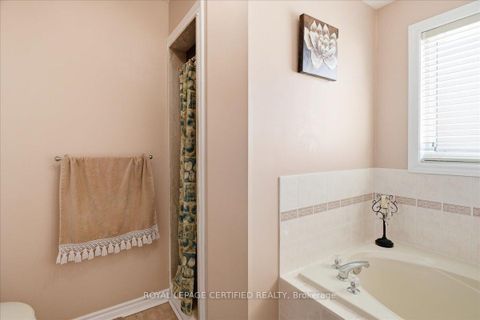 Photo 29 at 154 Country Lane, Painswick South, Barrie