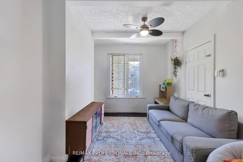 Photo 9 at 176 Symington Avenue, Junction, Toronto