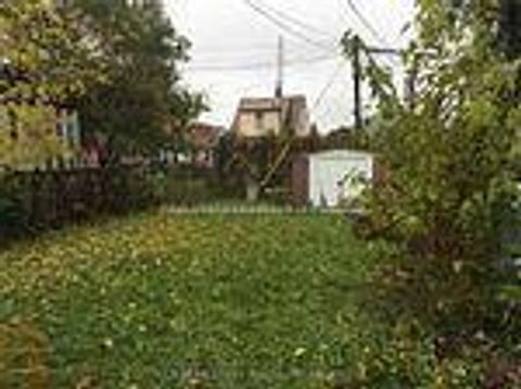 Photo 5 at 2 Marsh Road, Birchmount, Toronto