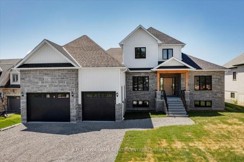 Photo 2 at 147 Lake Drive E, Historic Lakeshore Communities, Georgina