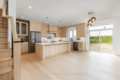 Photo 6 at 147 Lake Drive E, Historic Lakeshore Communities, Georgina