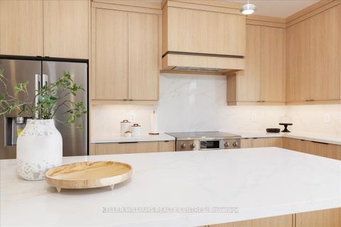 Photo 8 at 147 Lake Drive E, Historic Lakeshore Communities, Georgina