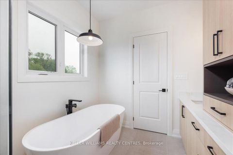 Photo 32 at 147 Lake Drive E, Historic Lakeshore Communities, Georgina