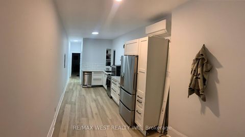 Photo 9 at 328 High Park Avenue, Junction Area, Toronto