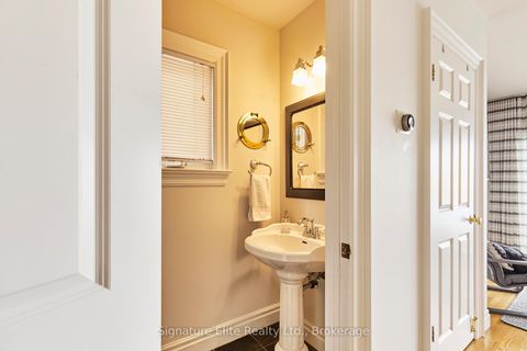 Photo 16 at 14 - 7 Brimley Road S, Cliffcrest, Toronto