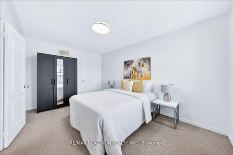 Photo 31 at 209 Old Colony Road, Oak Ridges Lake Wilcox, Richmond Hill