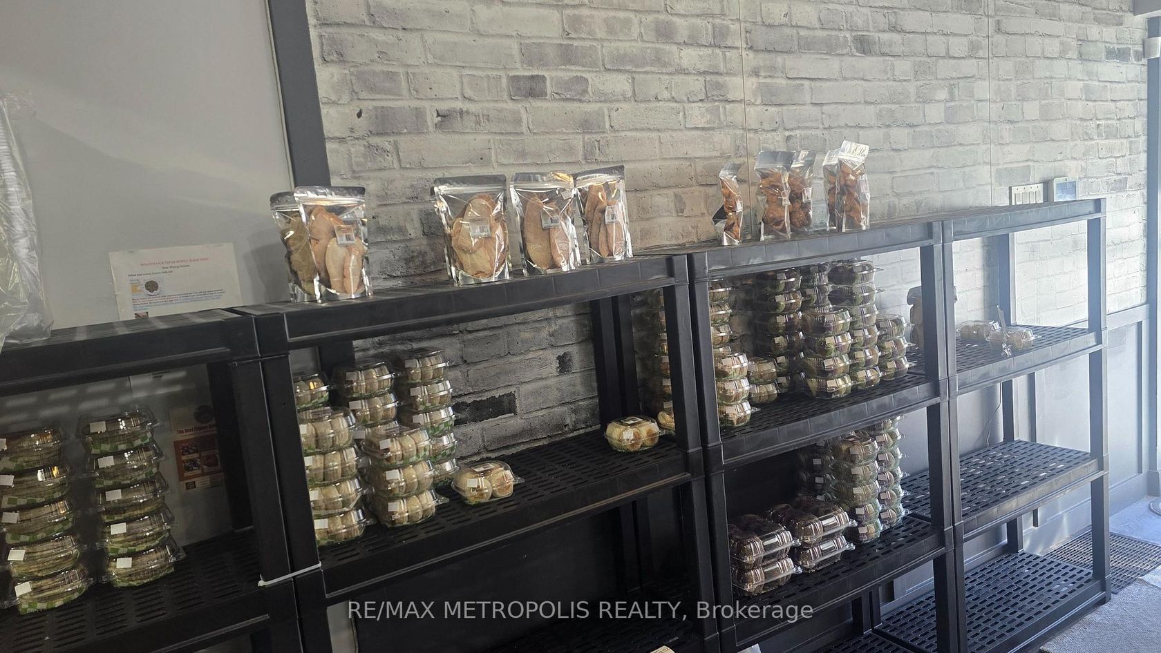 153 Morningside Avenue, West Hill, Toronto photo number 2