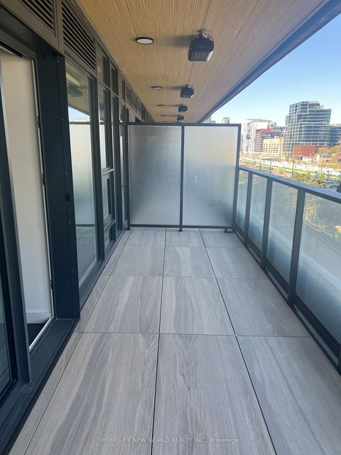 Photo 3 at 501 - 1 Concord Cityplace Way, Waterfront Communities C1, Toronto