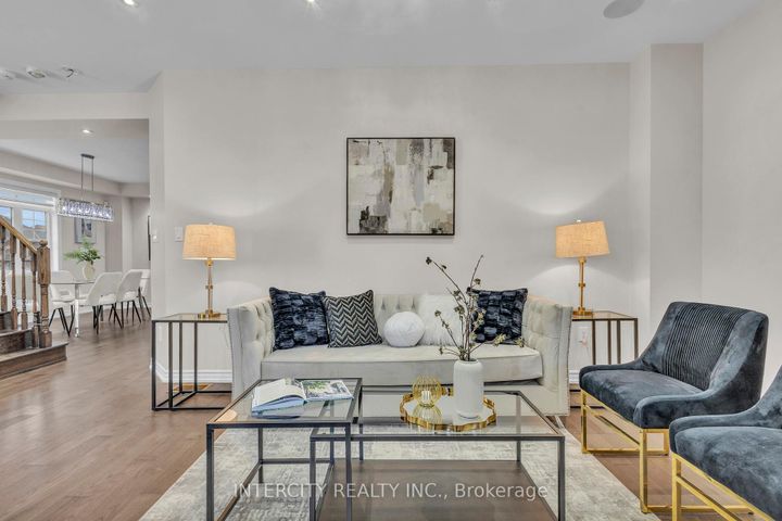 Photo 11 at 45 Roulette Crescent, Bram West, Brampton