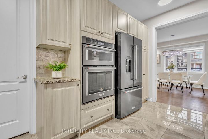 Photo 20 at 45 Roulette Crescent, Bram West, Brampton