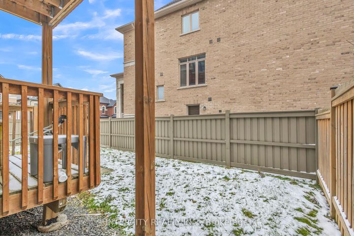 Photo 45 at 45 Roulette Crescent, Bram West, Brampton