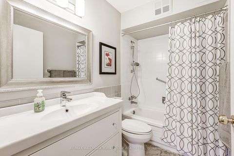 Photo 16 at 308 - 155 Main Street, London, Newmarket