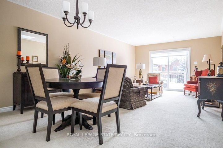 Photo 15 at 28 - 20 Meadowlands Boulevard, Meadowlands, Hamilton
