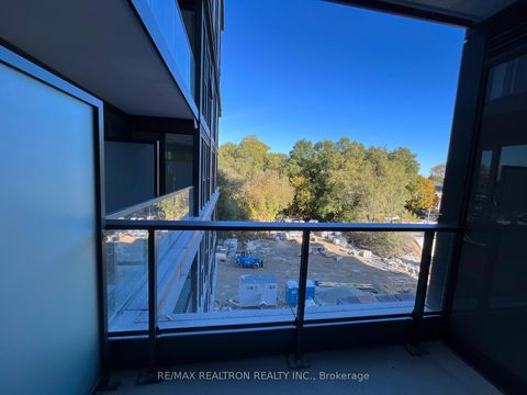 Photo 12 at 401 - 250 Lawrence Avenue W, Lawrence Park North, Toronto