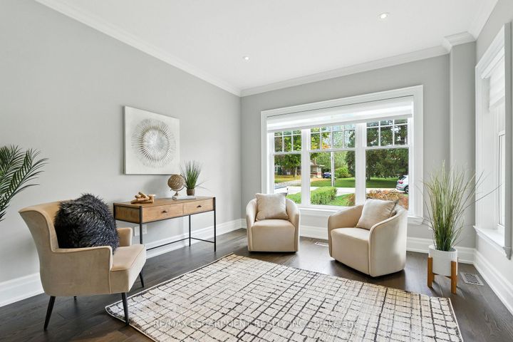 Photo 7 at 391 Patricia Drive, Bayview, Burlington