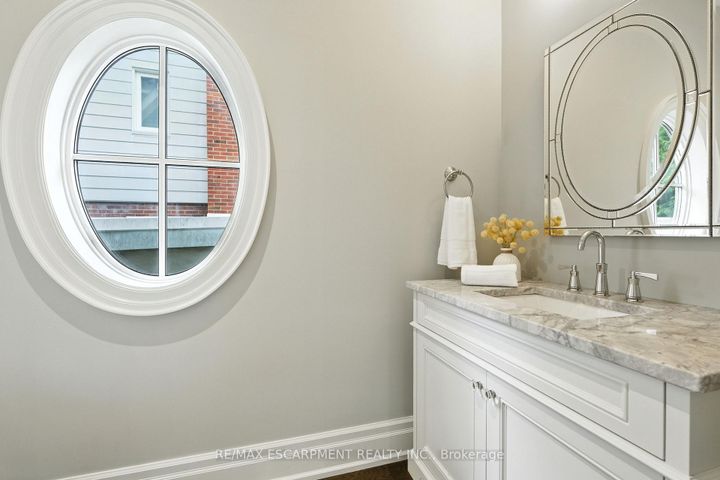 Photo 21 at 391 Patricia Drive, Bayview, Burlington