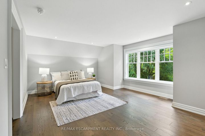 Photo 24 at 391 Patricia Drive, Bayview, Burlington