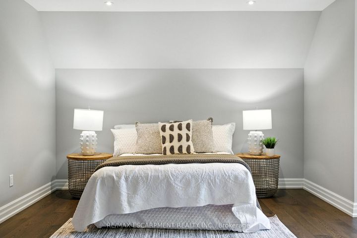 Photo 25 at 391 Patricia Drive, Bayview, Burlington