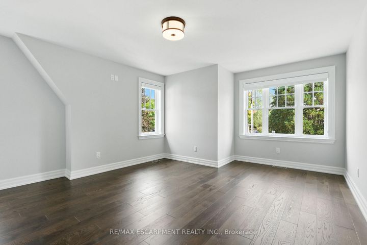 Photo 29 at 391 Patricia Drive, Bayview, Burlington