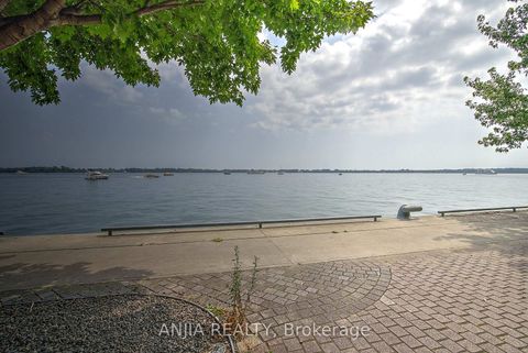 Photo 14 at ph1209 - 29 Queens Quay E, Waterfront Communities C8, Toronto