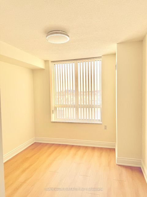 Photo 8 at 608 - 3088 Kennedy Road, Steeles, Toronto