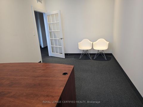 Photo 10 at 613 - 4789 Yonge Street, Willowdale East, Toronto