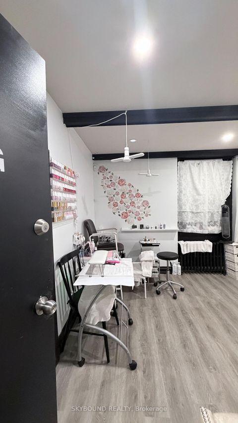 Photo 16 at 543A College Street, Bellwoods, Toronto