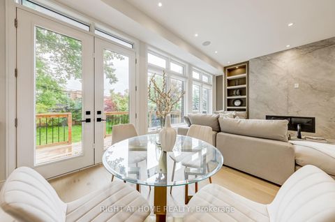 Photo 8 at 102 Parklea Drive, Leaside, Toronto