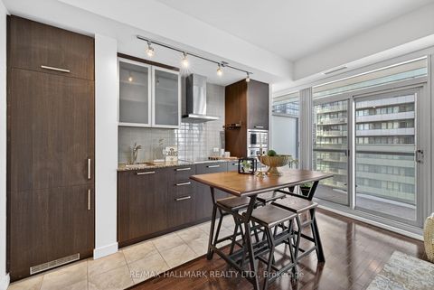 Photo 12 at 2301 - 14 York Street, Waterfront Communities C1, Toronto