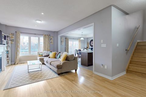 Photo 1 at 846 Groveland Avenue, Taunton, Oshawa