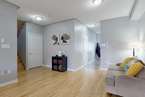 Photo 8 at 846 Groveland Avenue, Taunton, Oshawa