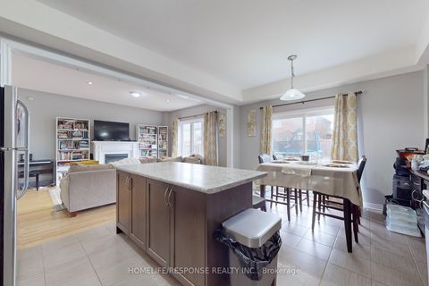 Photo 16 at 846 Groveland Avenue, Taunton, Oshawa