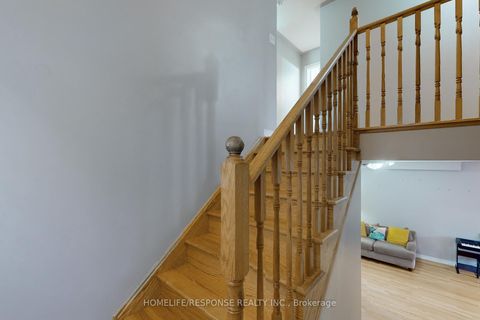 Photo 23 at 846 Groveland Avenue, Taunton, Oshawa