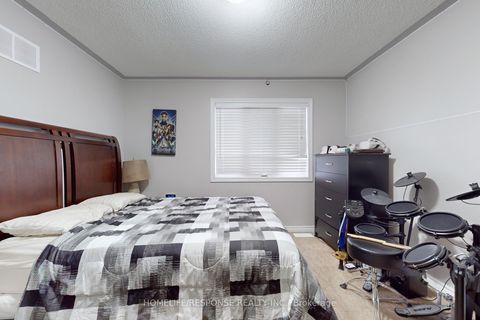 Photo 40 at 846 Groveland Avenue, Taunton, Oshawa