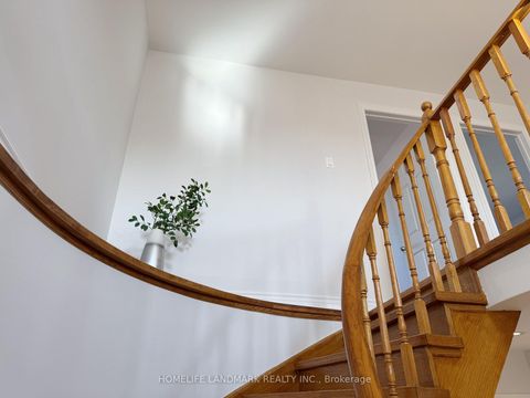 Photo 10 at 5159 Sunray Drive, Hurontario, Mississauga