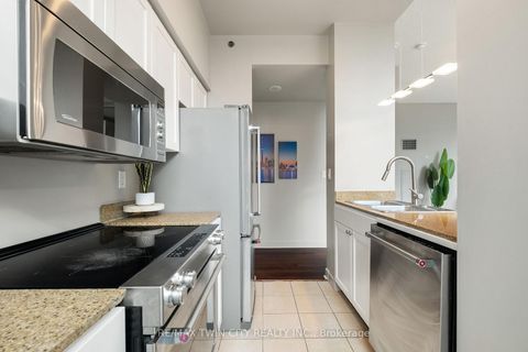 Photo 16 at 201 - 81 Navy Wharf Court, Waterfront Communities C1, Toronto