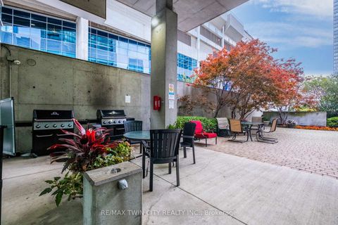 Photo 35 at 201 - 81 Navy Wharf Court, Waterfront Communities C1, Toronto