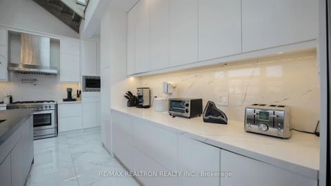 Photo 13 at 148 Church Street, Keswick North, Georgina