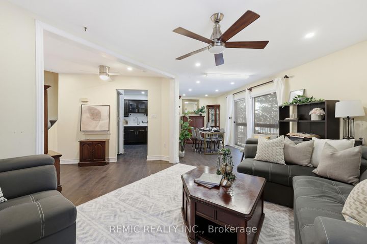 Photo 0 at 18 - 6855 Glen Erin Drive, Meadowvale, Mississauga