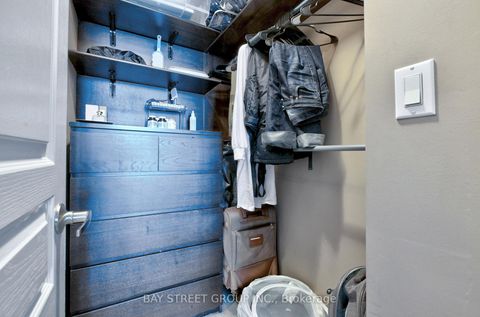 Photo 16 at Uph3 - 1 Avondale Avenue, Willowdale East, Toronto