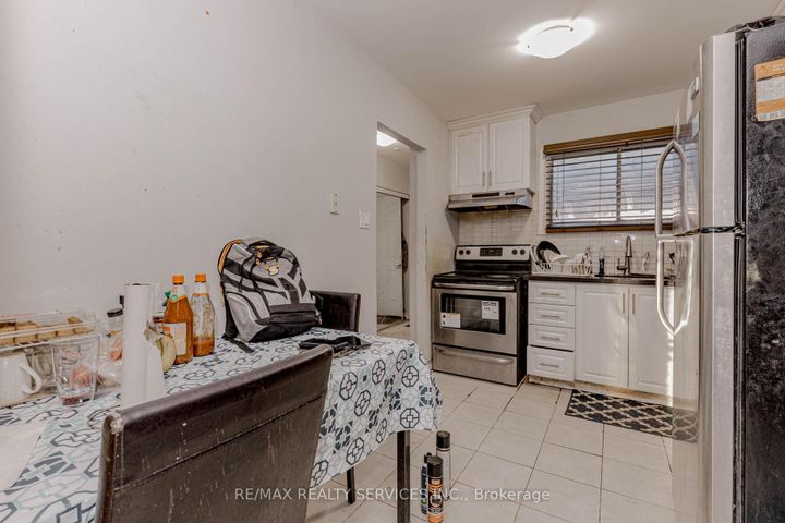 Photo 4 at 117 - 475 Bramalea Road, Southgate, Brampton